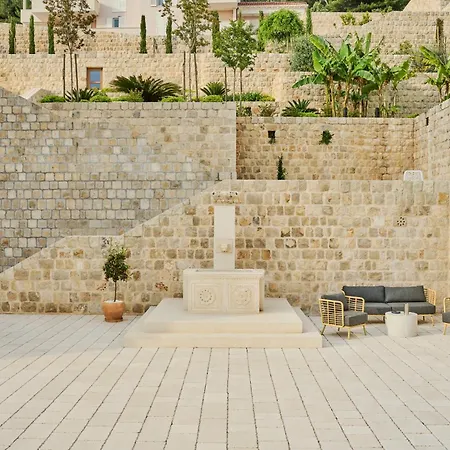 מלון Palace Natali 5*
